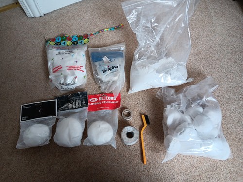 Assorted climbing chalk - assorted,